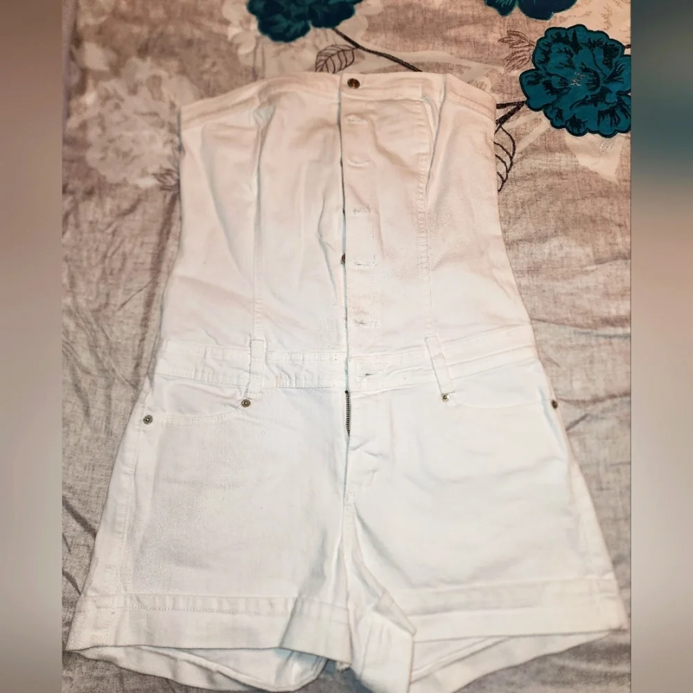 Romper - Picture 1 of 3